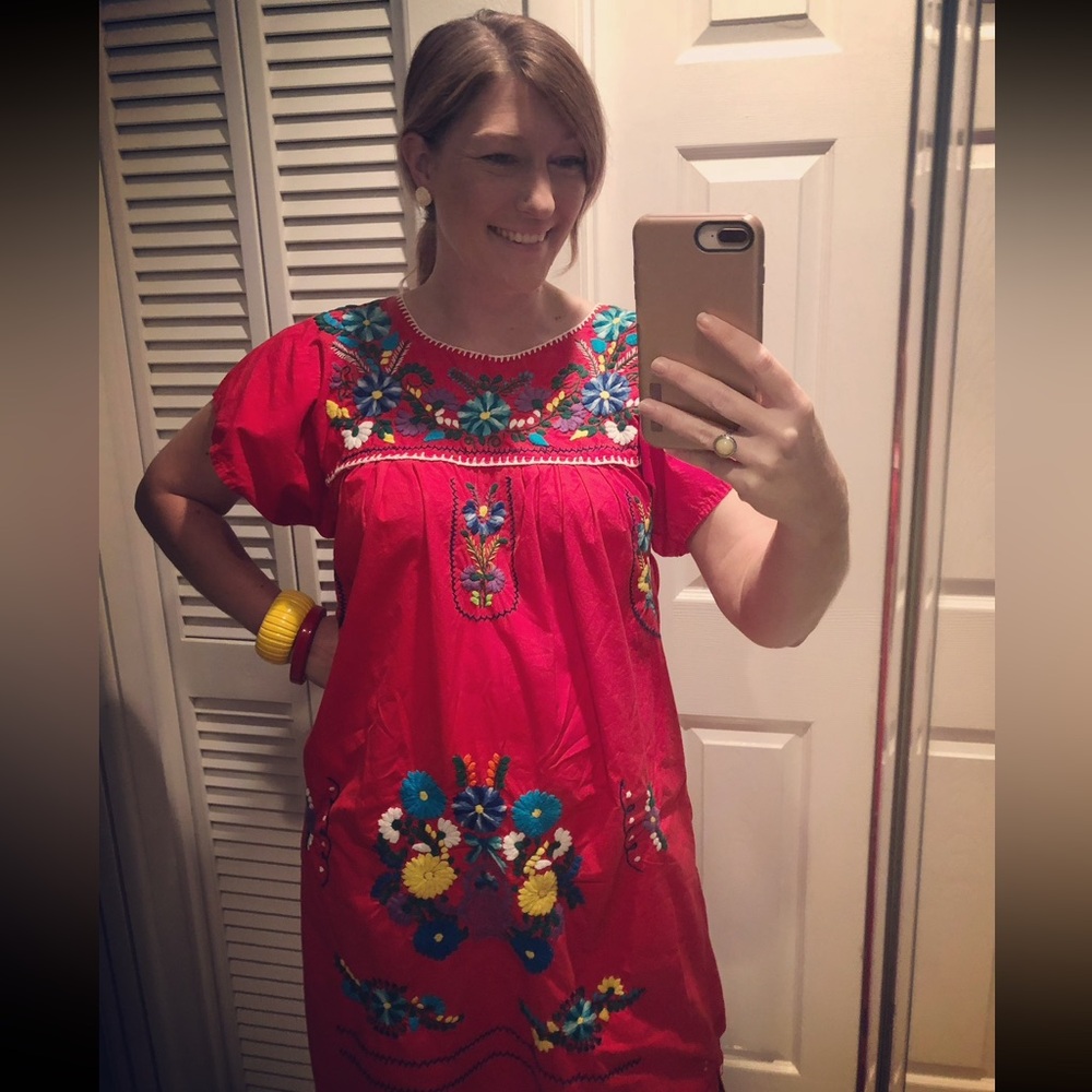 Vintage Red Oaxacan Mexican Embroidered Knee Length Dress